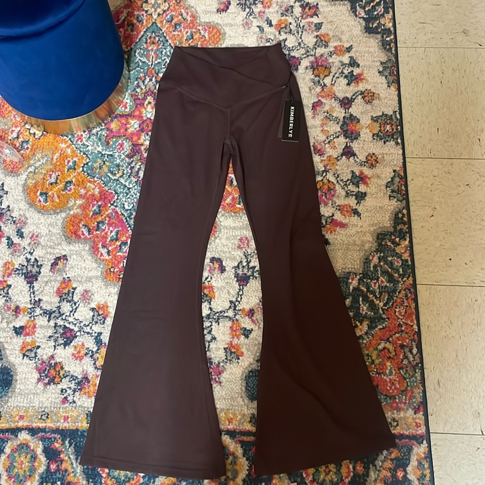 Very thick brown crossover flare leggings